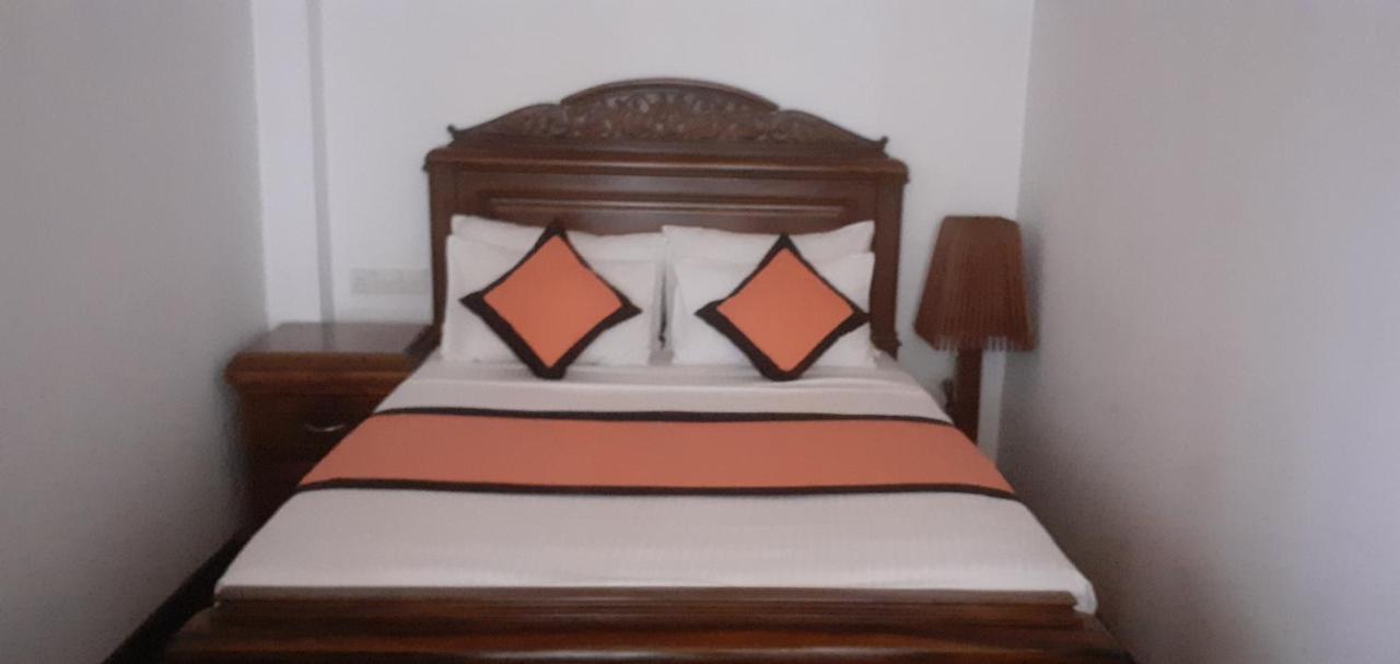 Star Light Villas&HomeStay Unawatuna Exterior foto