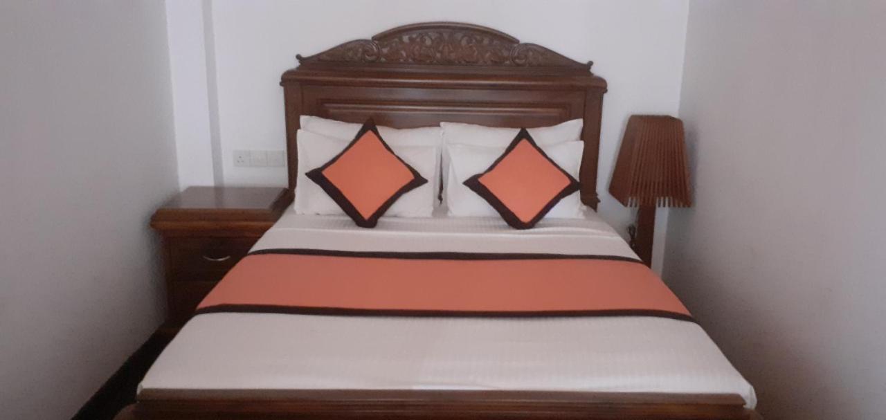 Star Light Villas&HomeStay Unawatuna Exterior foto