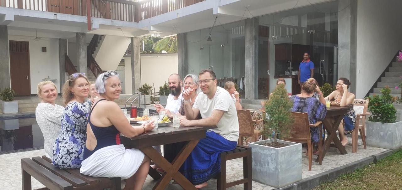 Star Light Villas&HomeStay Unawatuna Exterior foto